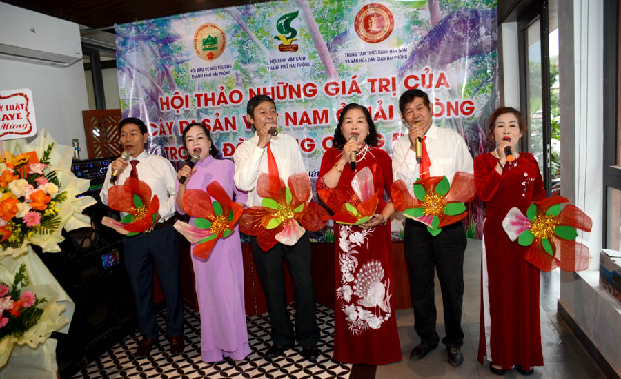 [-]Bảo[-]tồn[-]v&agrave;[-]ph&aacute;t[-]huy[-]gi&aacute;[-]trị[-]C&acirc;y[-]Di[-]sản[-]Việt[-]Nam[-]ở[-]Hải[-]Ph&ograve;ng